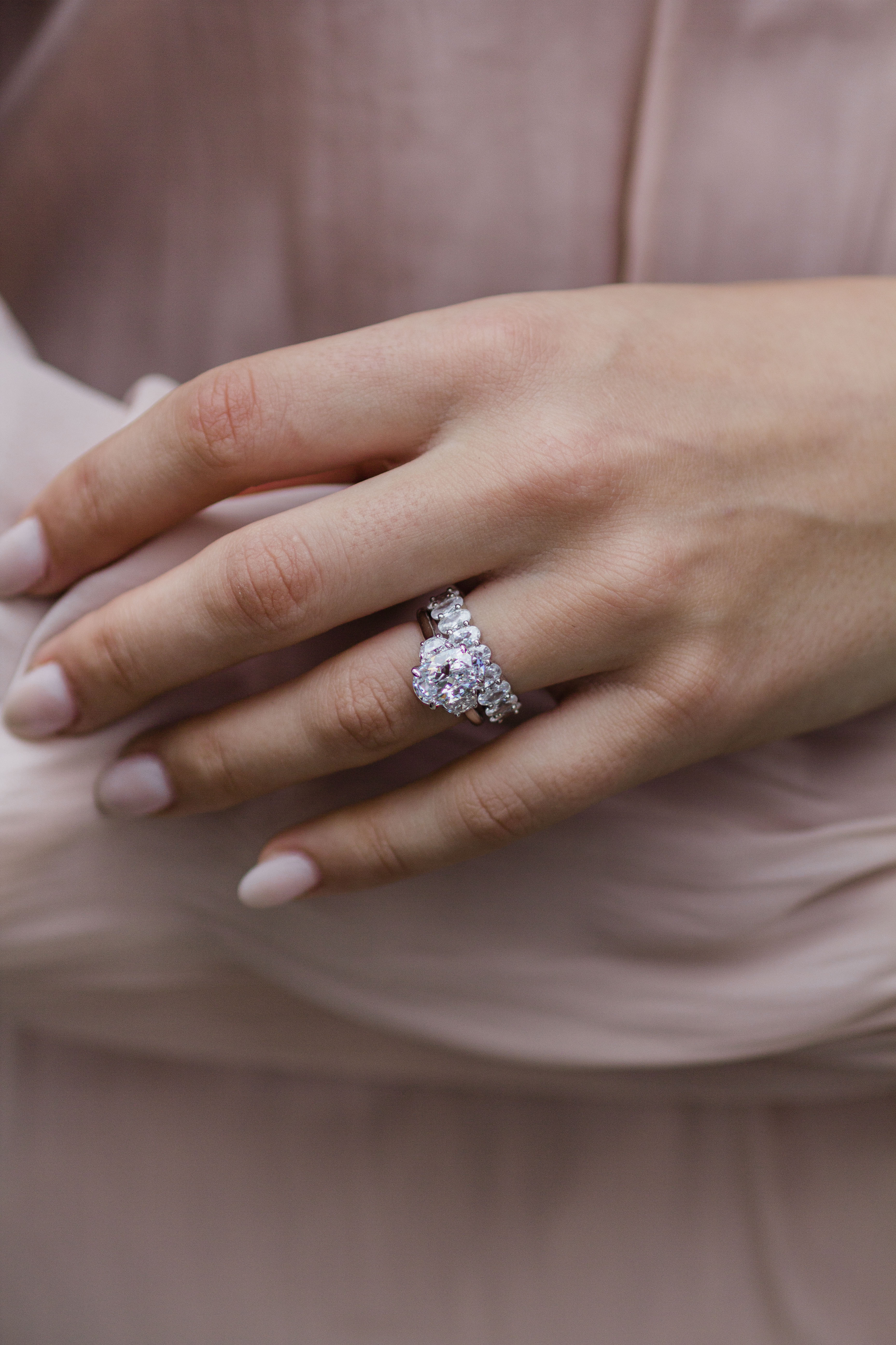 The Amelia Ring (2.5 Carat) - Image 9