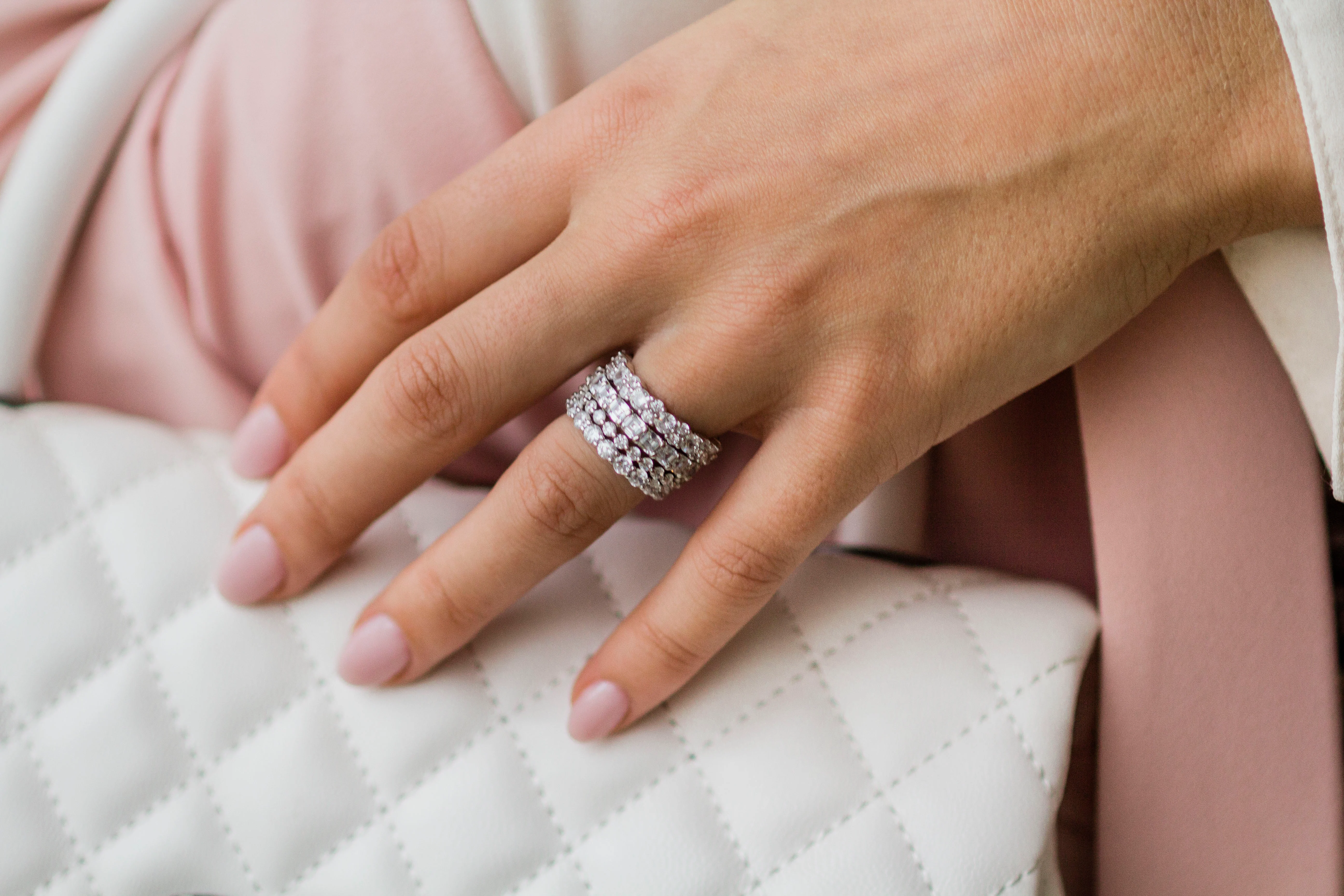 The Asscher Band (2 Carat) - Image 6