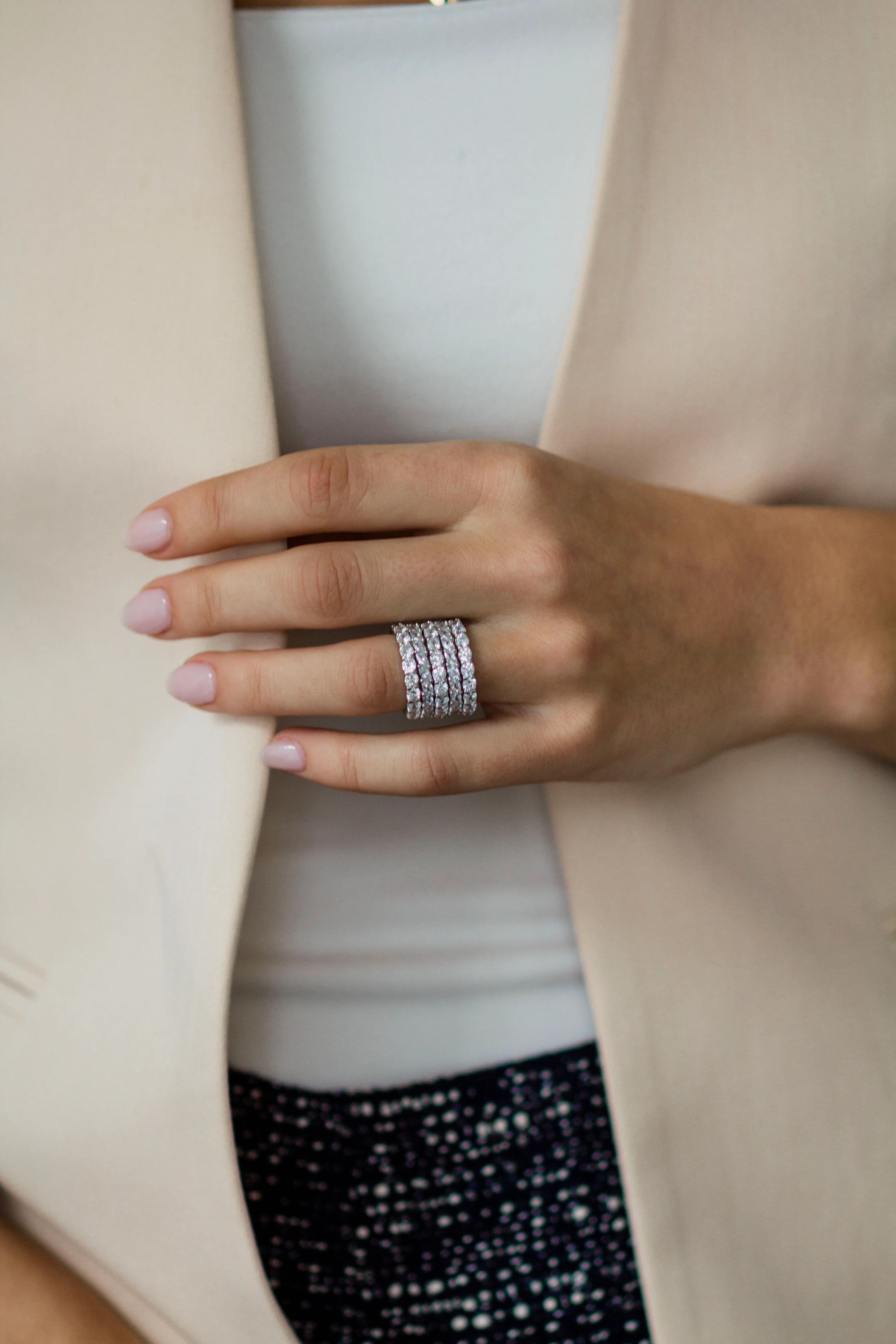The Elsa Band (2 Carat) - Image 17