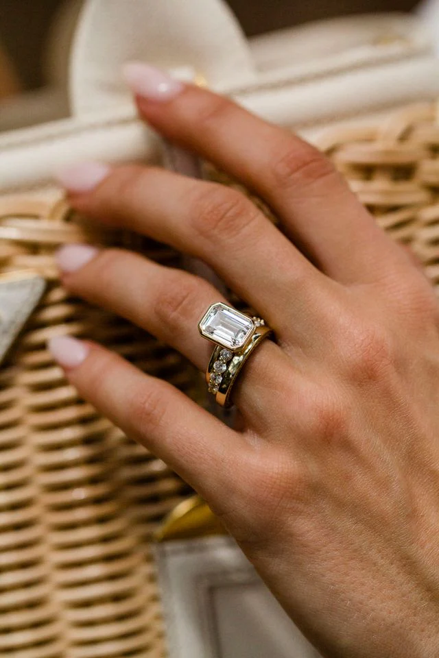 The Esme Ring (3.5 Carat) - Image 4