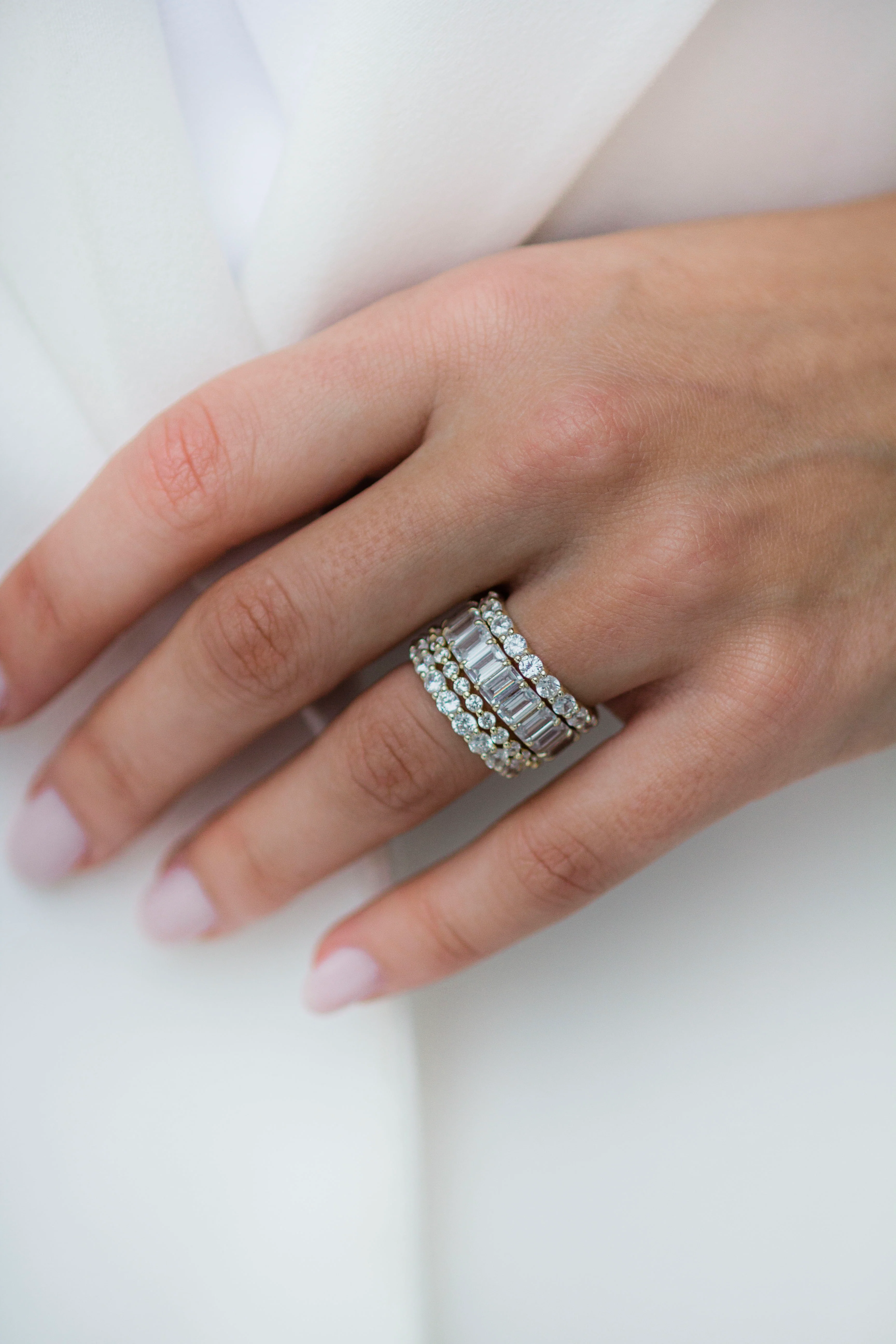 The Eva Band (5 Carat, Claw Prong) - Image 17