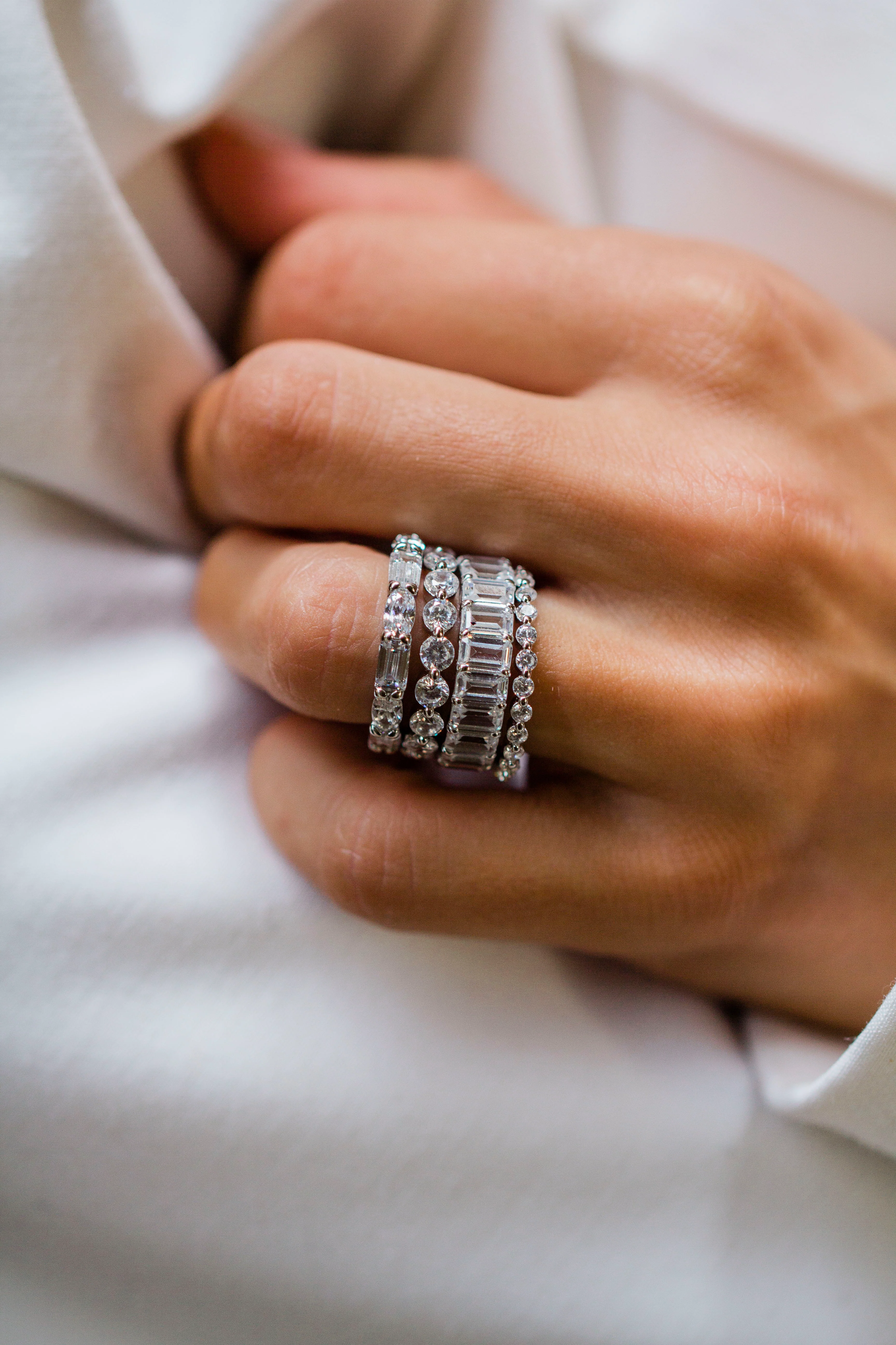 The Eva Band (5 Carat, Claw Prong) - Image 4
