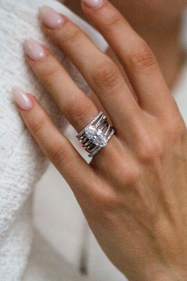 The Luna Ring (3.7 Carat) - Image 6