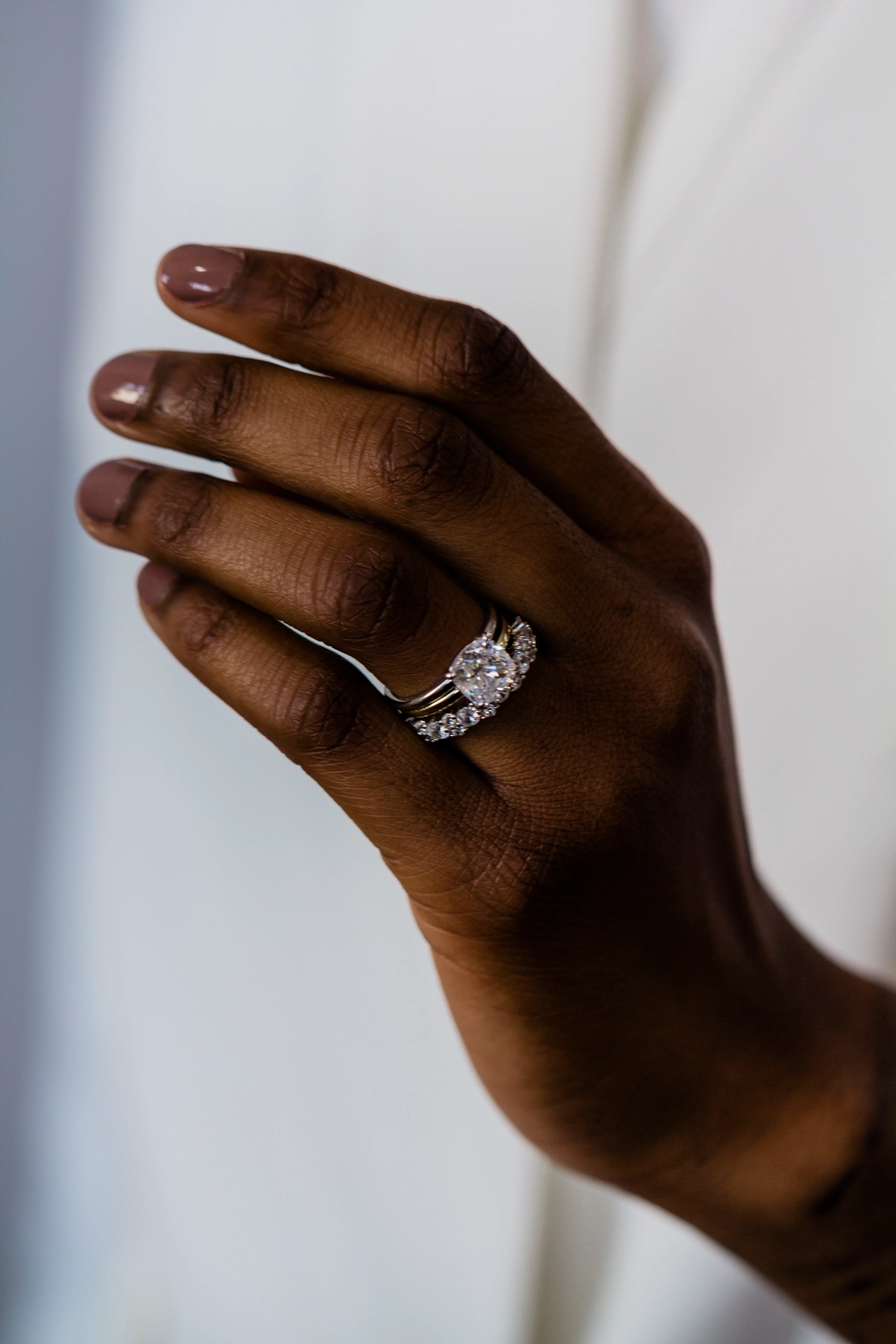 The Mila Ring (2 Carat) - Image 4