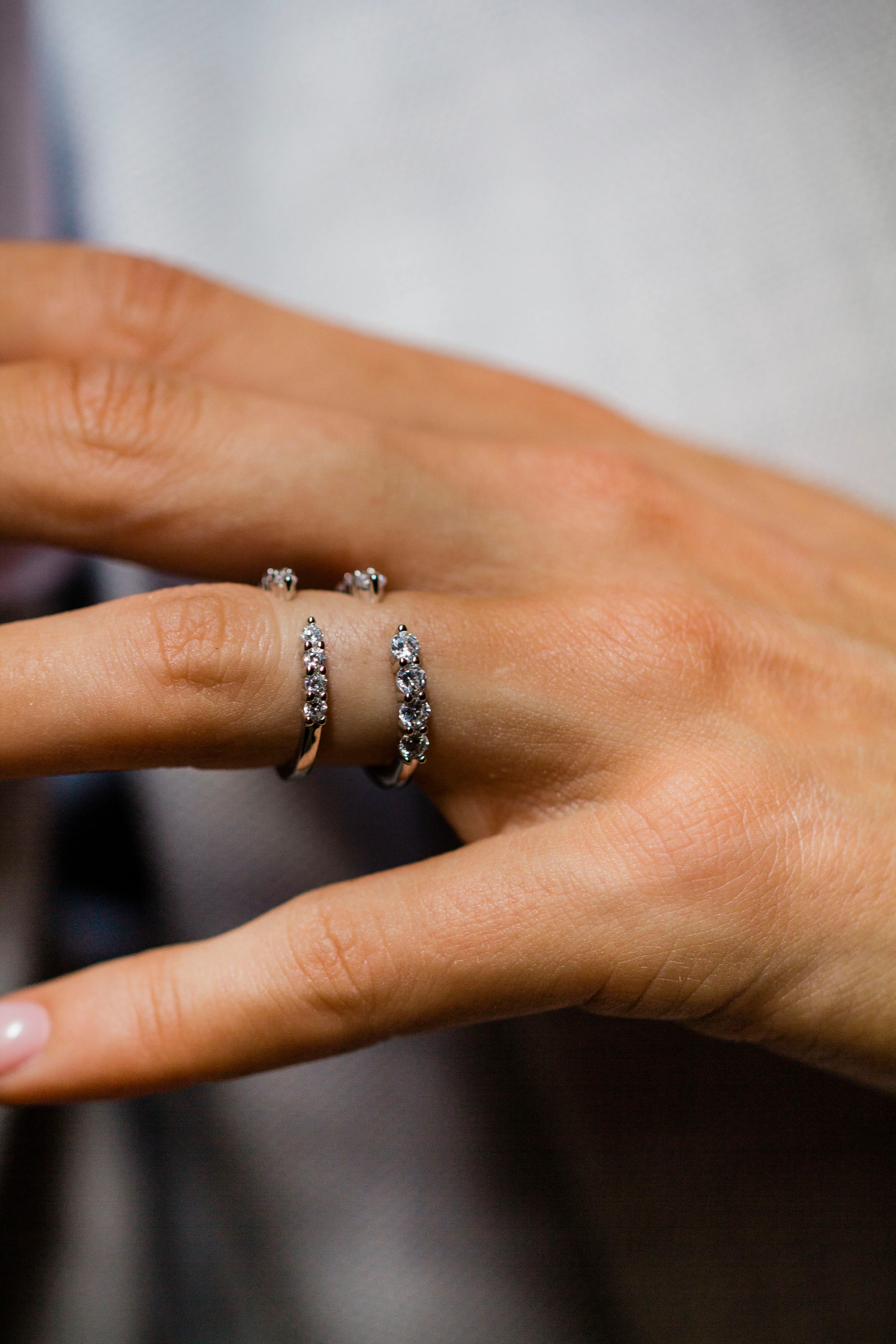 The Open Etta Band (2 Carats) - Image 12
