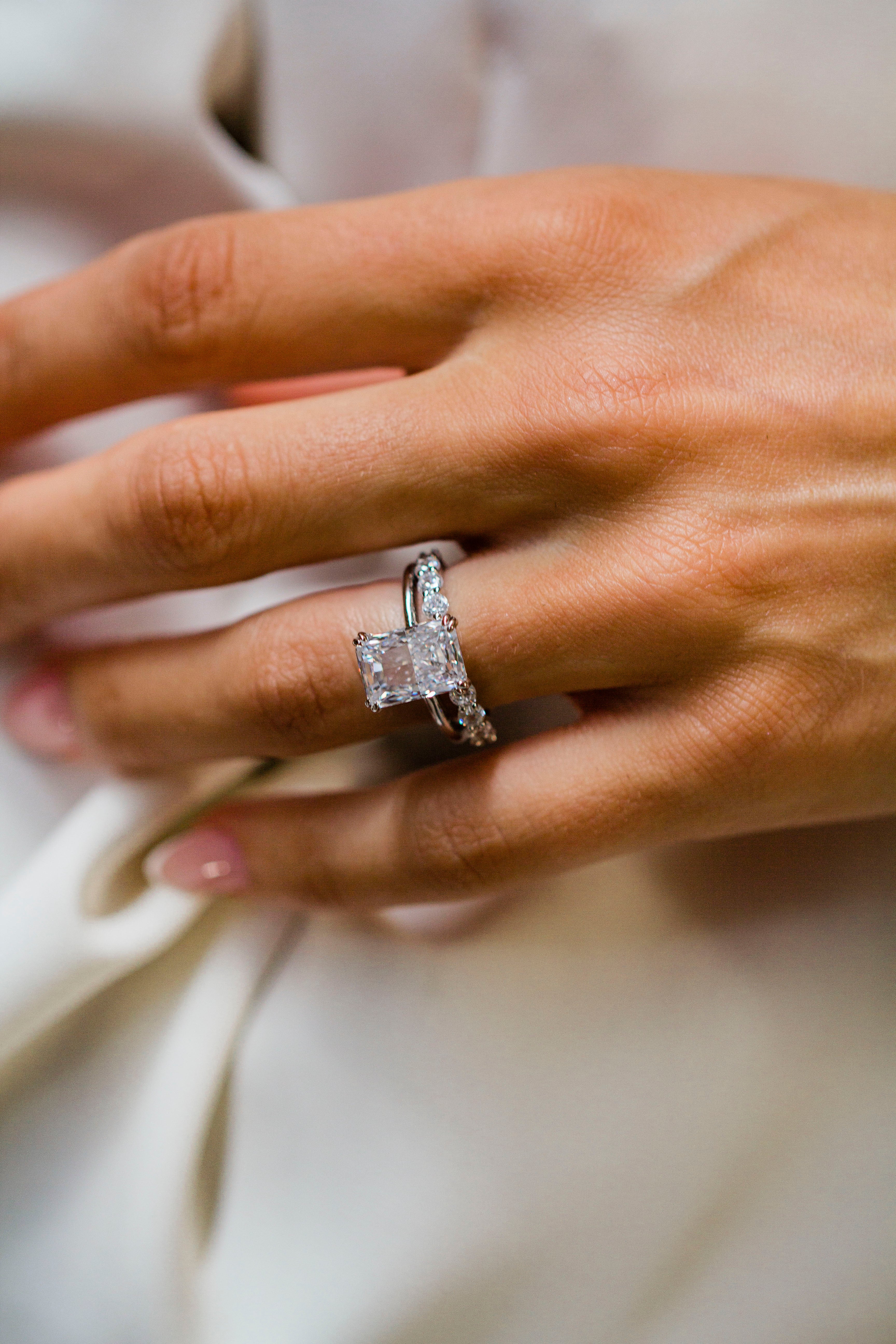 The Open Etta Band (2 Carats) - Image 4