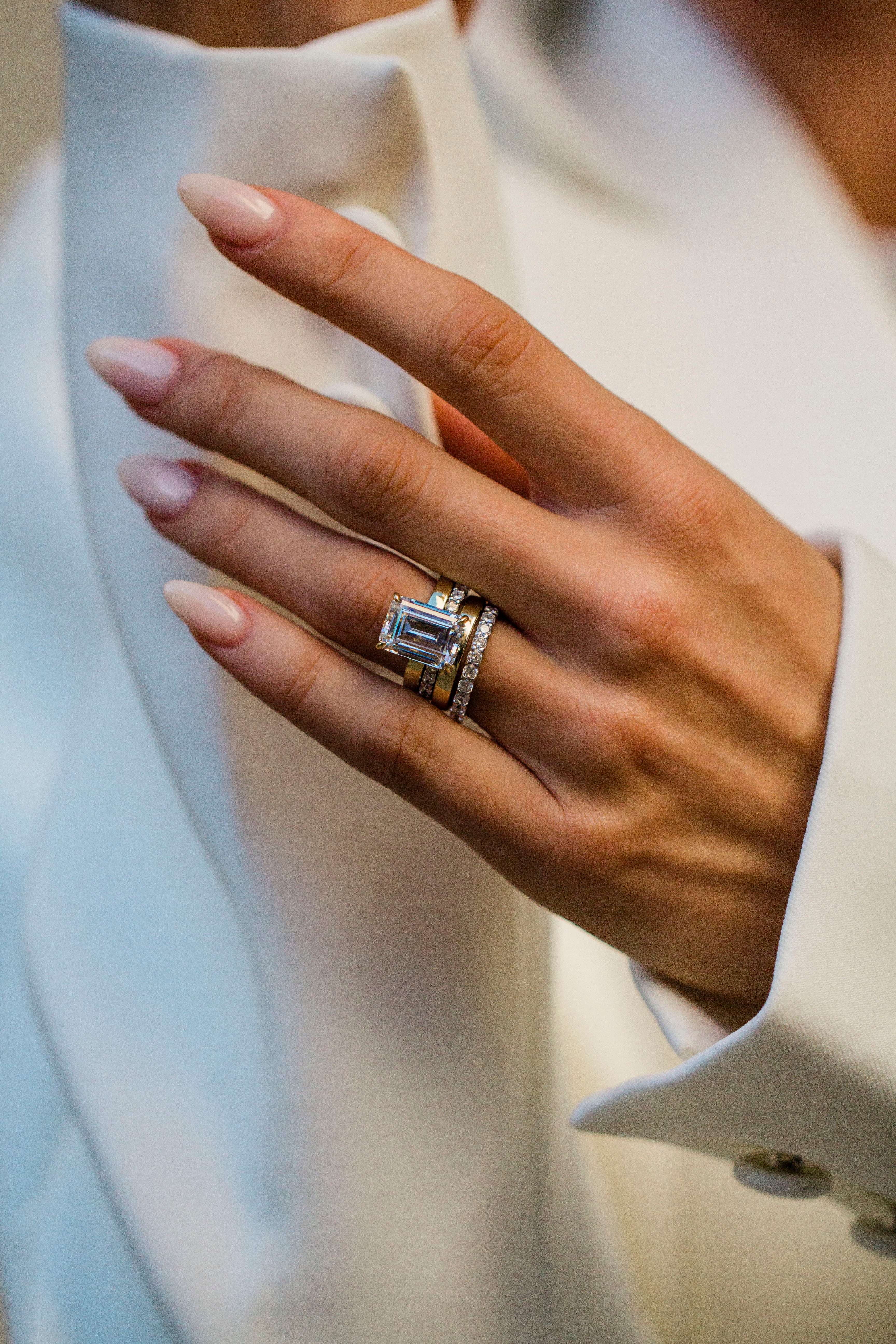 The Scottie Ring (4 Carat) - Image 8
