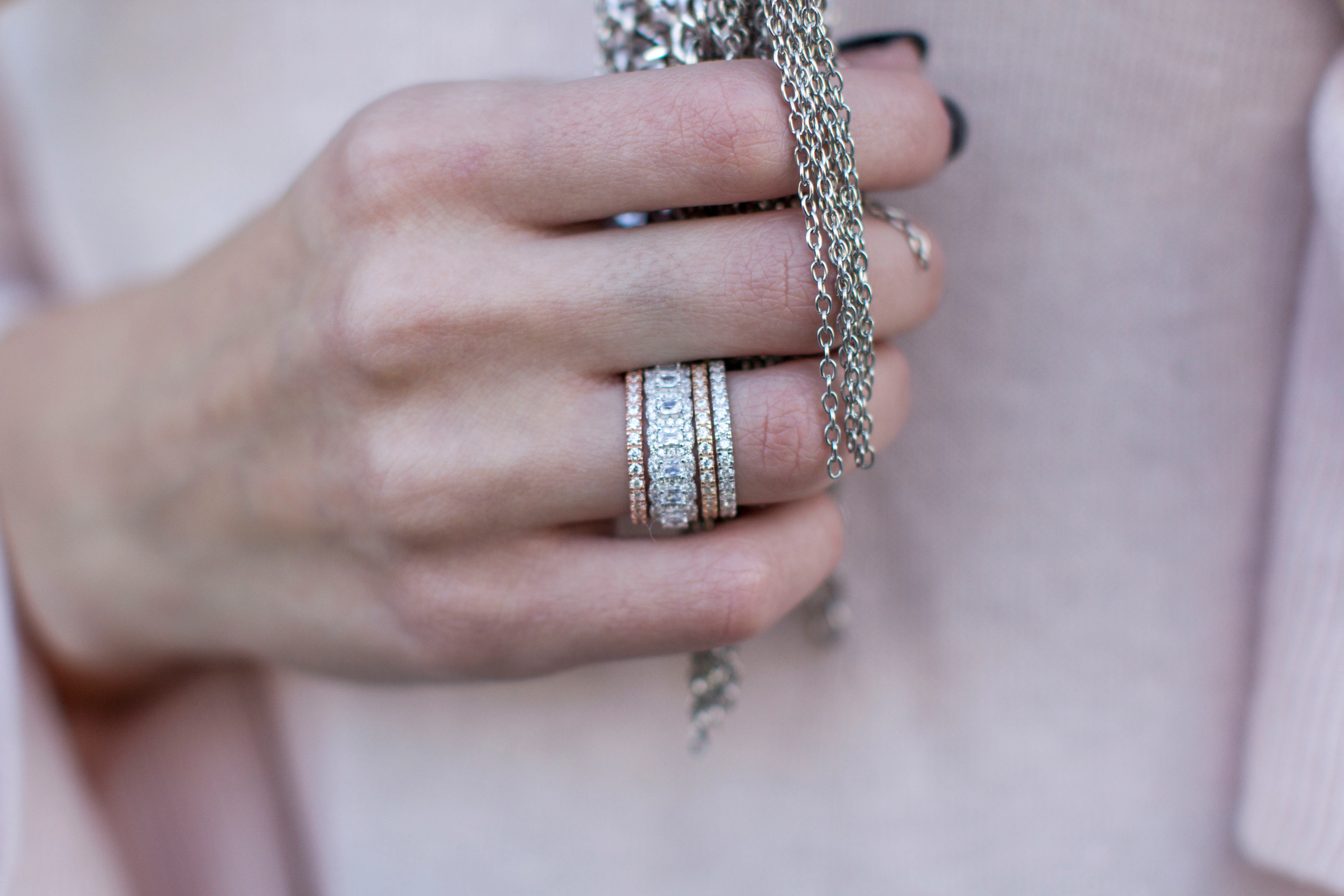 The Vivienne Band (2.5 Carat) - Image 11