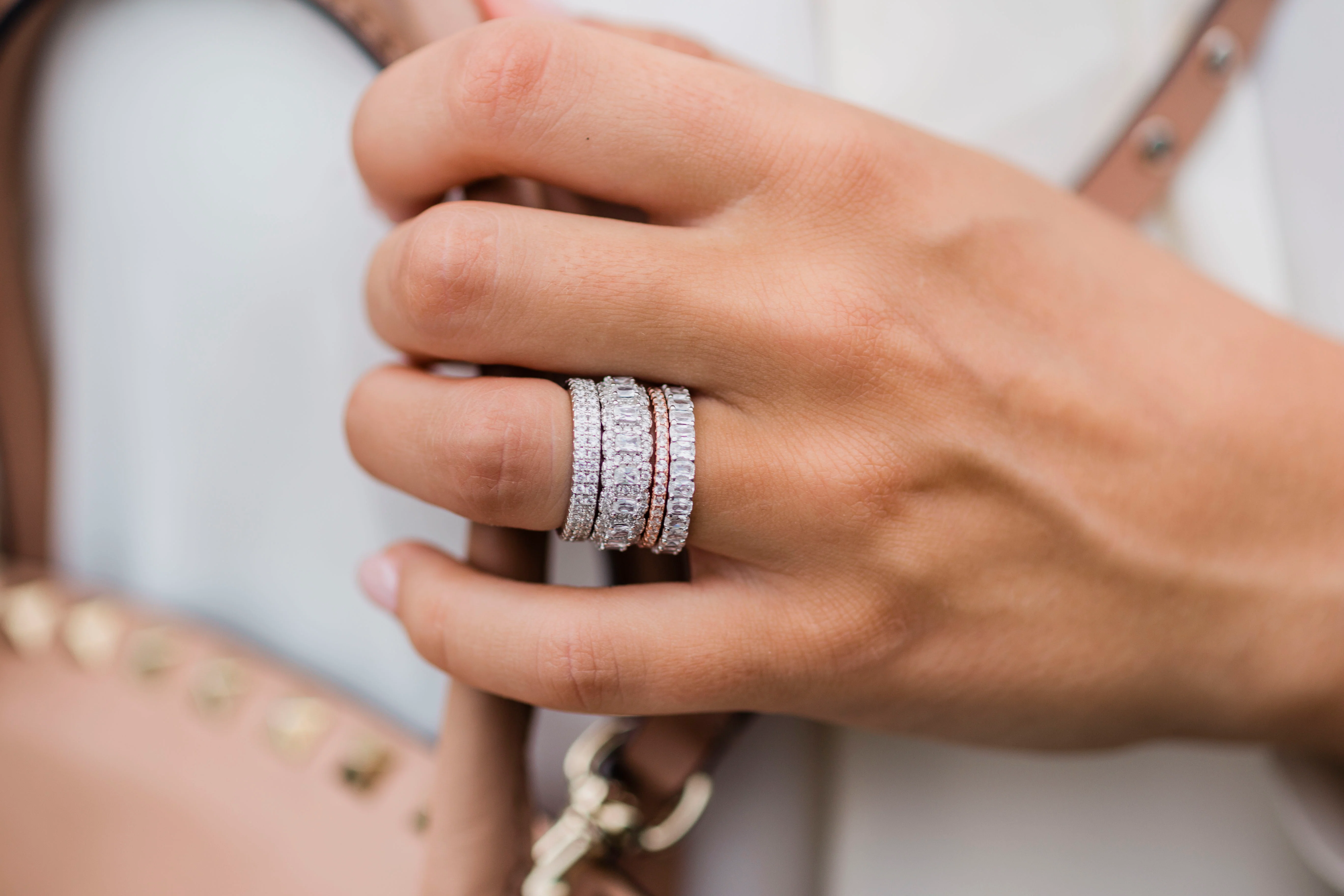 The Vivienne Band (2.5 Carat) - Image 4