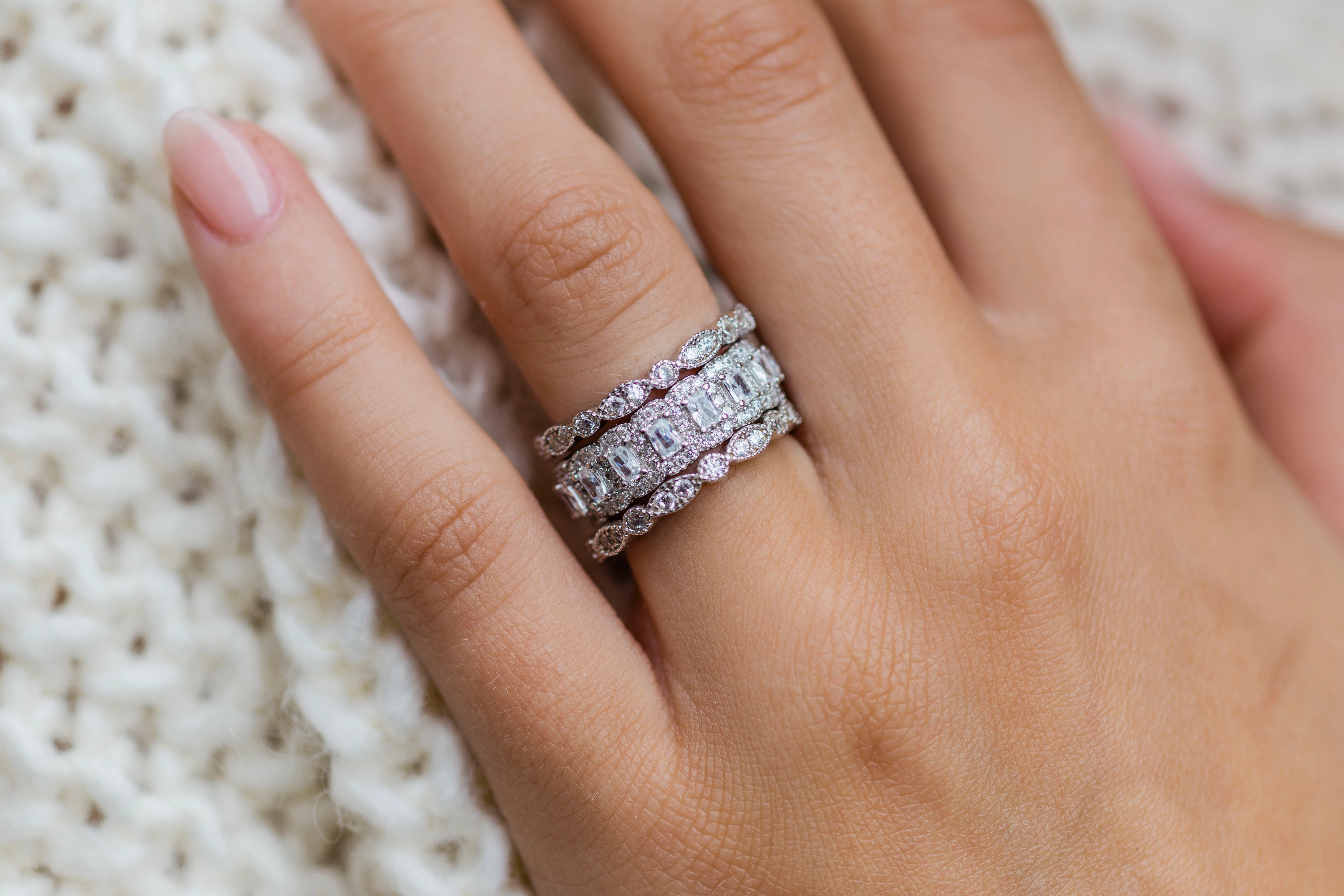 The Vivienne Band (2.5 Carat) - Image 8