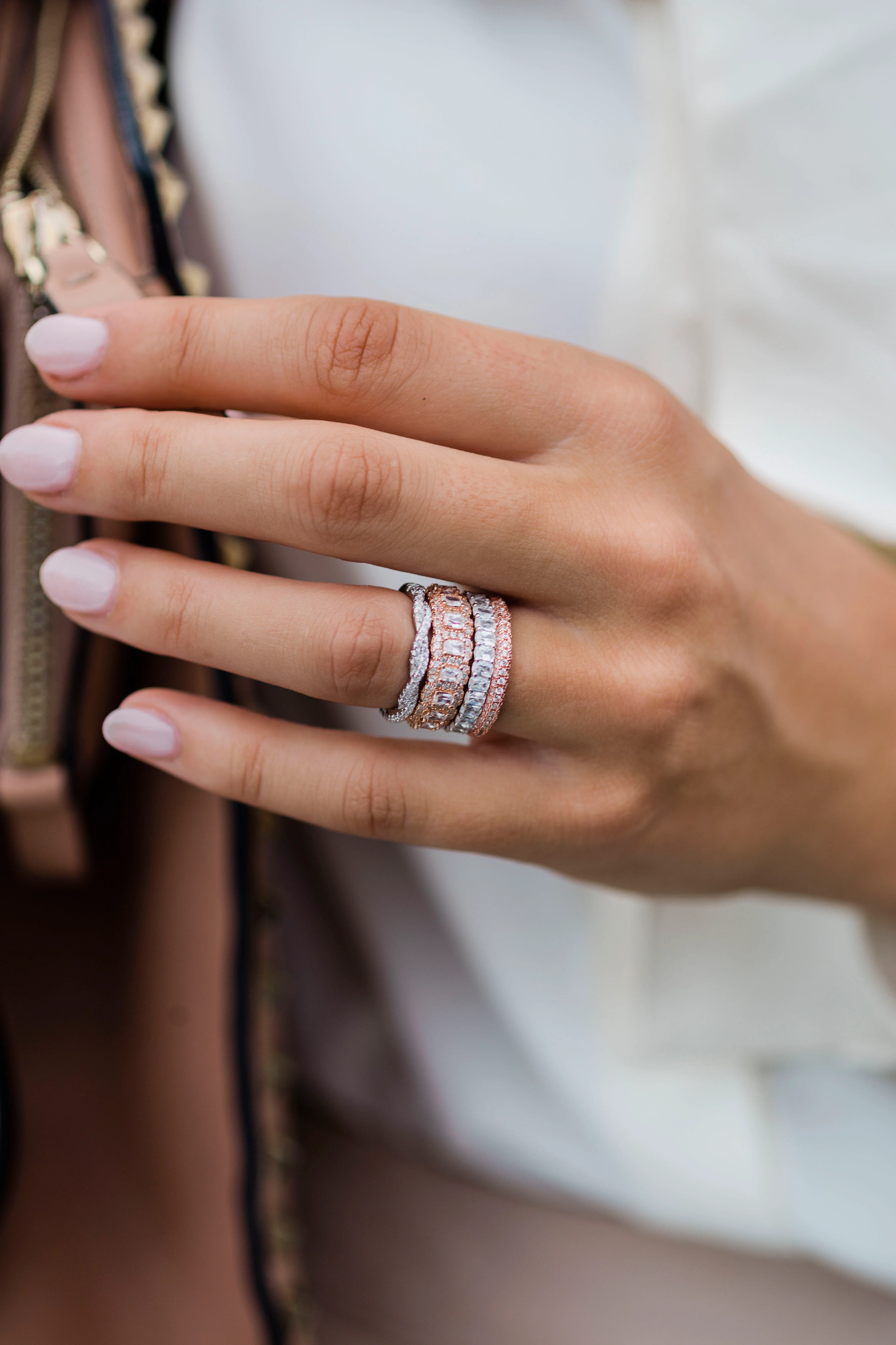 The Vivienne Band (2.5 Carat) - Image 9